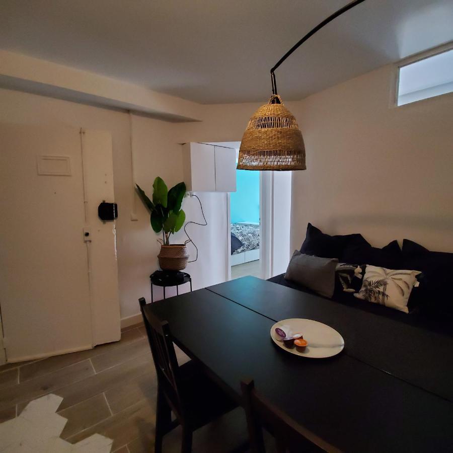 Joli T4 Renove Climatise Entre St Charles/Le Vieux-Port Apartment Marseille Luaran gambar