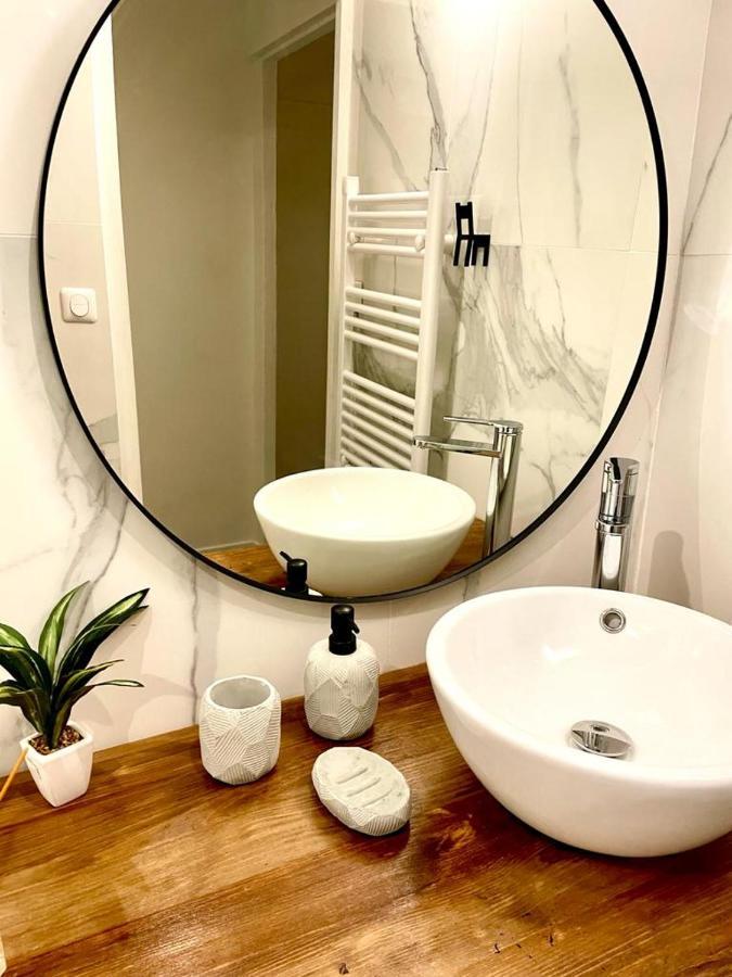 Joli T4 Renove Climatise Entre St Charles/Le Vieux-Port Apartment Marseille Luaran gambar