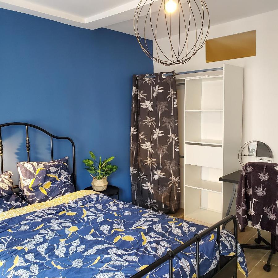 Joli T4 Renove Climatise Entre St Charles/Le Vieux-Port Apartment Marseille Luaran gambar