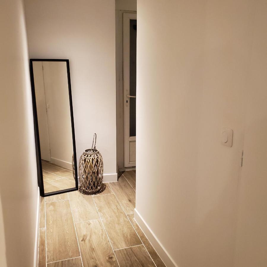 Joli T4 Renove Climatise Entre St Charles/Le Vieux-Port Apartment Marseille Luaran gambar